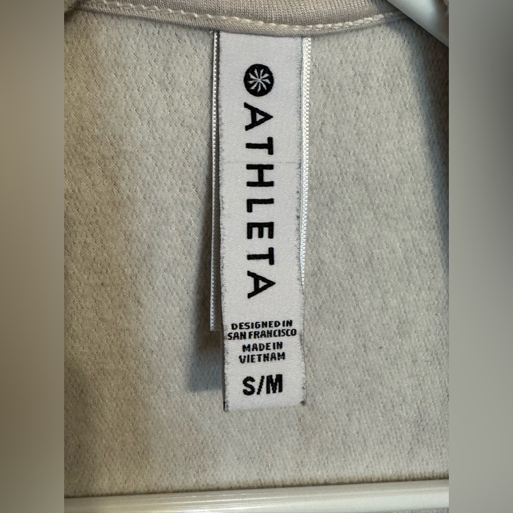 Athleta Light Gray Ethereal Slouchy Cocoon Wrap Cardigan Size Small/Medium - Picture 3 of 5